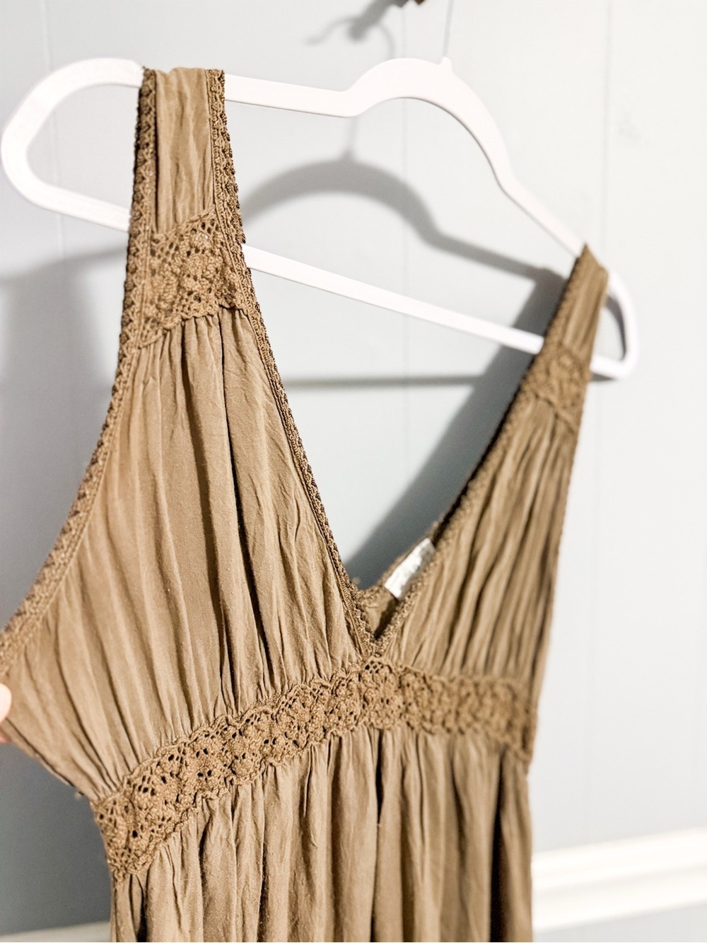 Cache Flowy Bohemian Style Dress - Picture 3 of 5